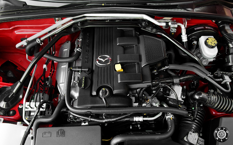 Mazda MX-5 двигатель