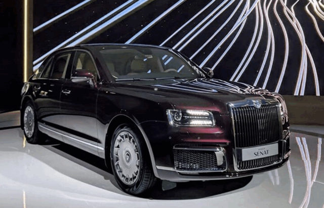 Rolls Royce Phantom vs Aurus Senat